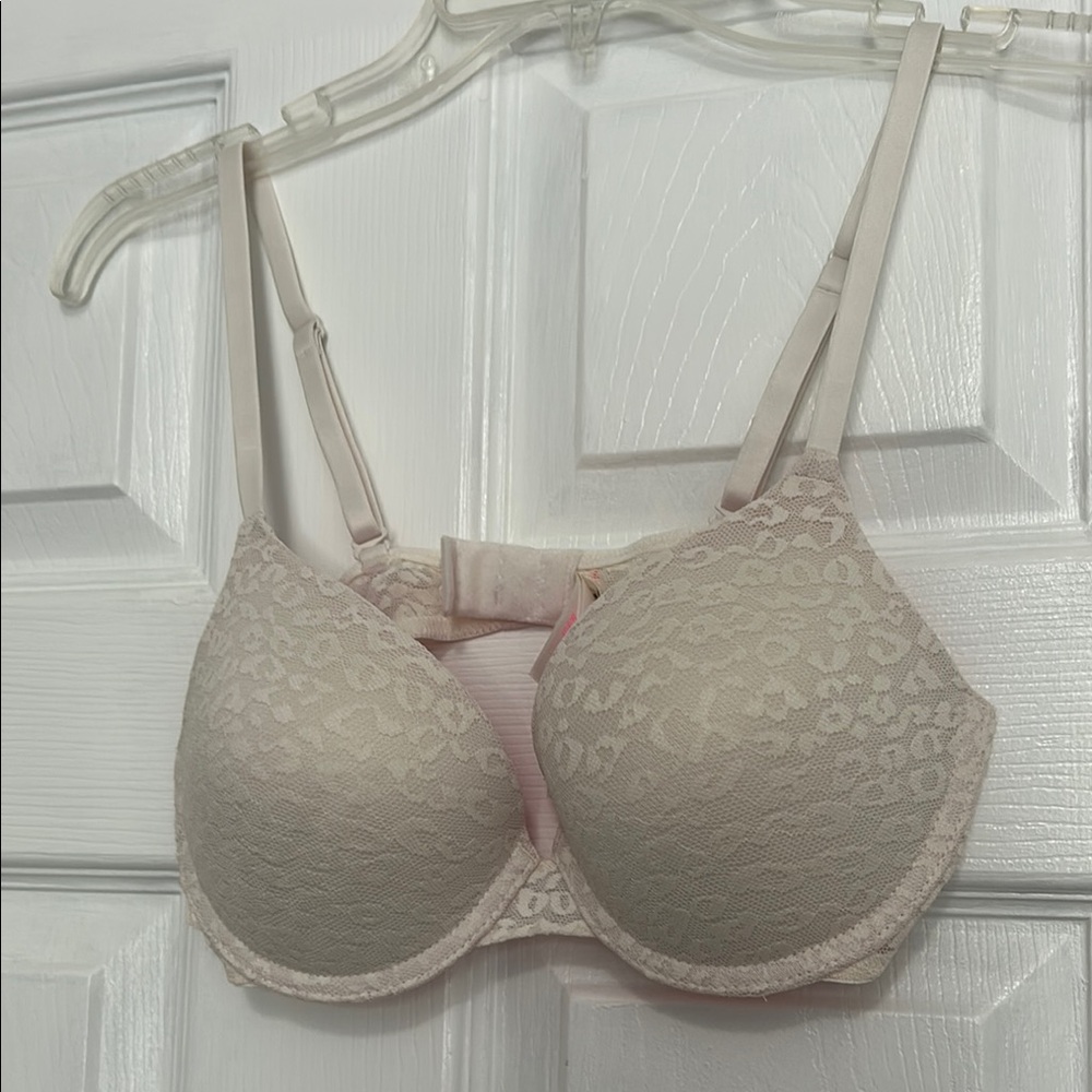 PINK Victoria's Secret Cream Lace Push-up Bra